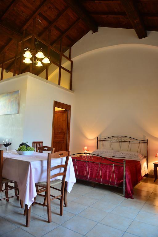 Masseria Sucea Martano Zimmer foto